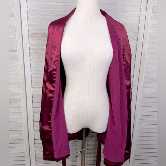 VICTORIA'S SECRET Vintage Terry Lined Cozy Satin Robe Cranberry-O/S - Picture 2 of 5